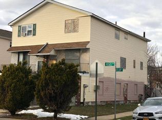 231 Regis Dr, Staten Island, NY 10314