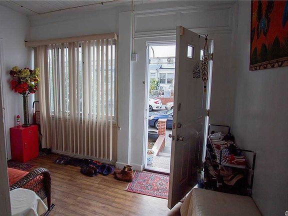 4th image of 91-17 88th St