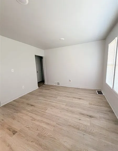 13395 Maiden St — Photo 4