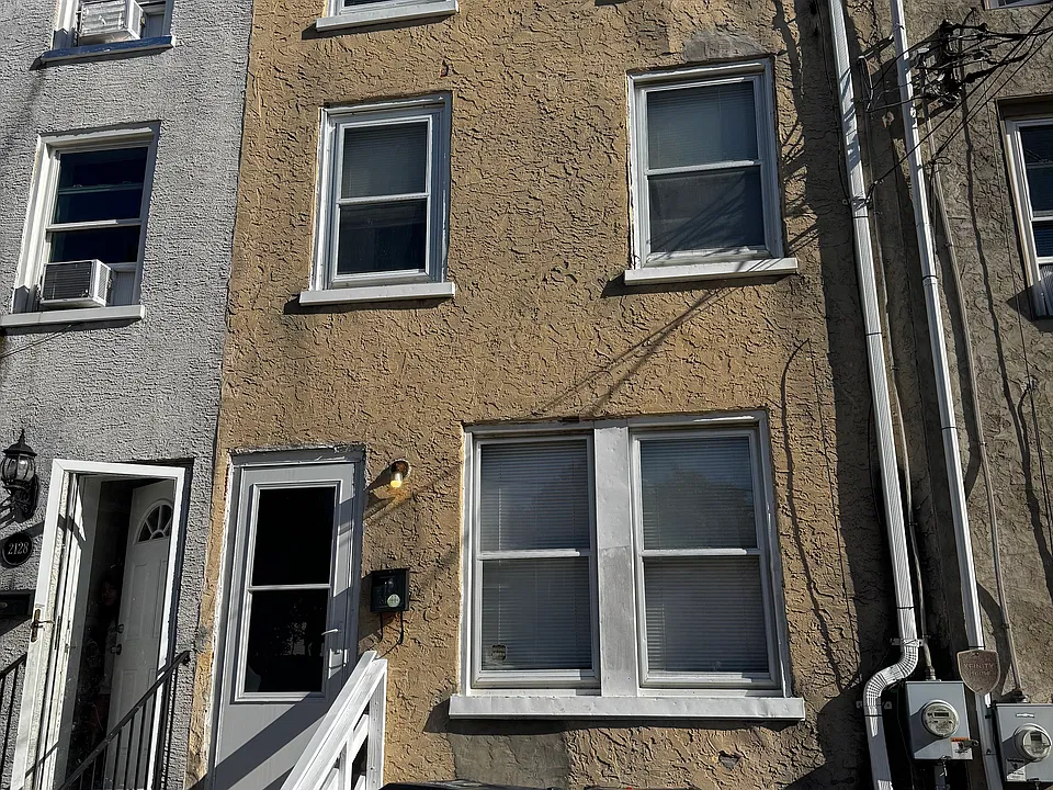 2126 Lamotte St