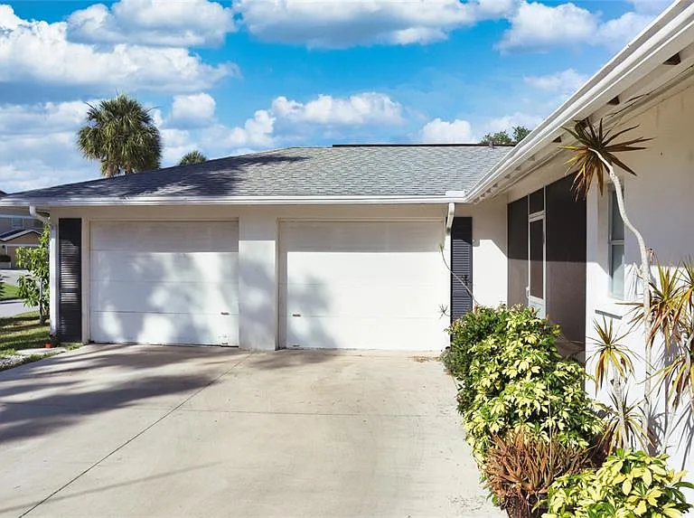 2118 Michele Dr — Photo 4