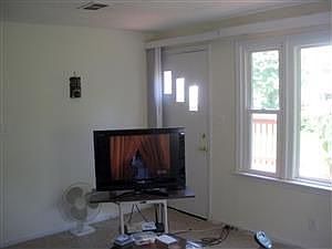 3rd image of 215 Lincoln Ave