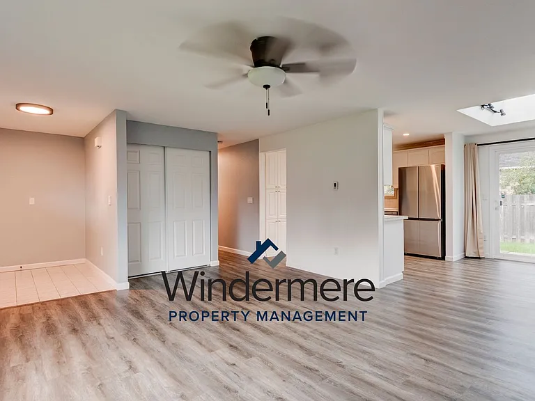890 NW Haslo Pl — Photo 7