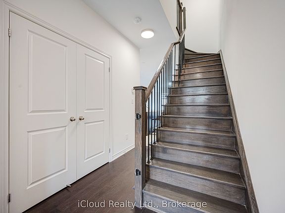4th image of 40 Fresnel Rd