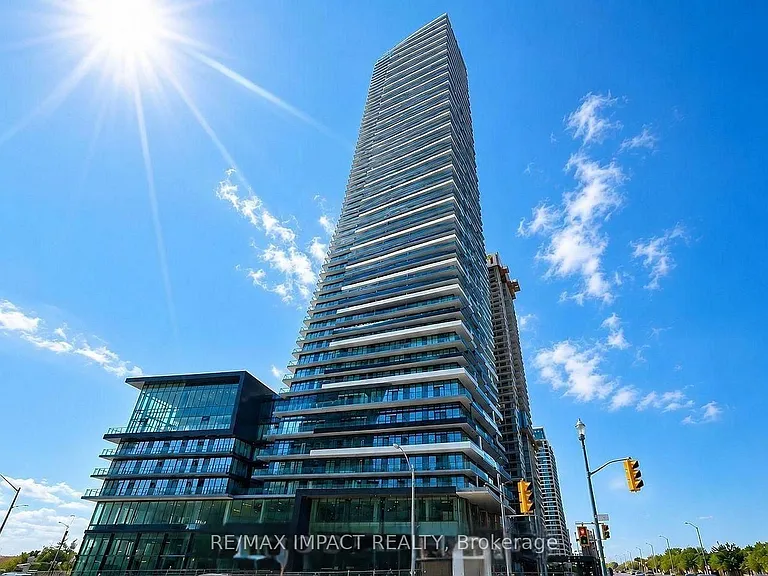 448 Burnhamthorpe Rd W — Photo 1