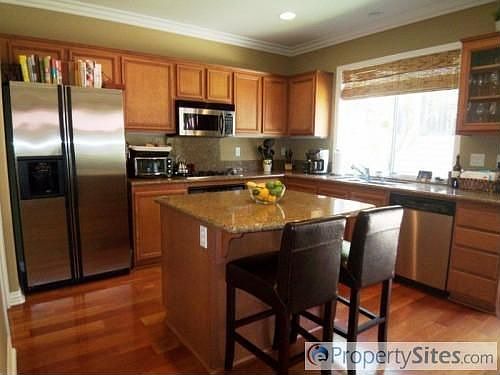 1st image of 27 Gatewood Dr