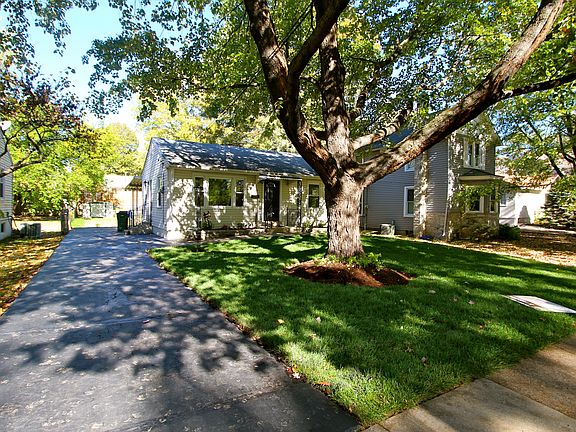 3rd image of 583 Virginia Ave
