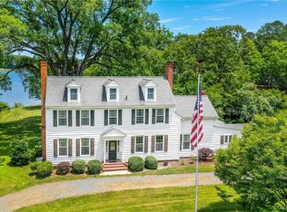 386 Sandberg Ln, Cardinal, VA 23025