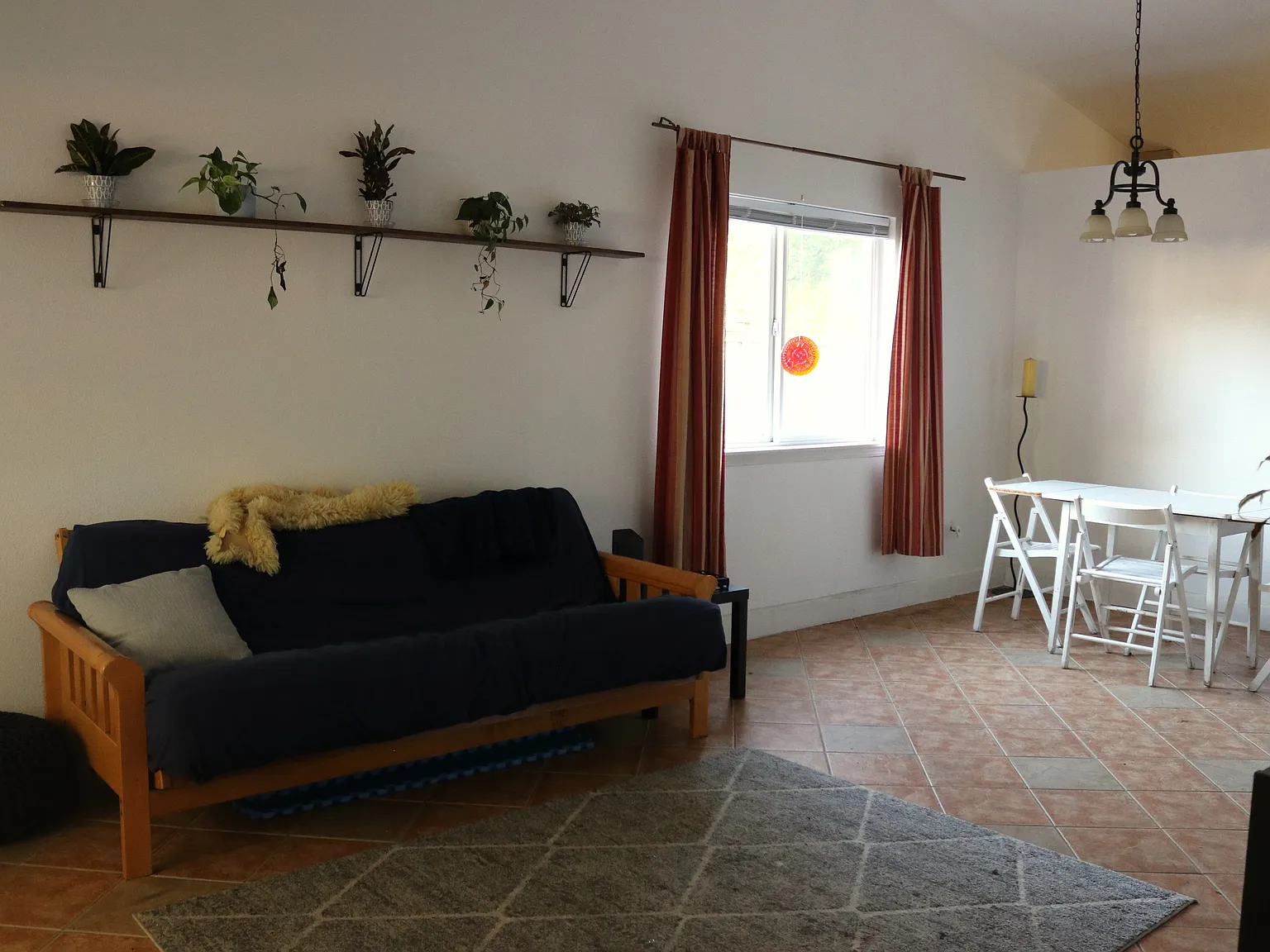 3 bed, 1186 sqft, $2,295 — Photo 2