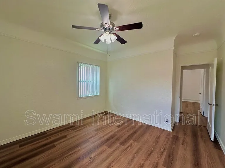 2066 Chestnut Ave — Photo 44