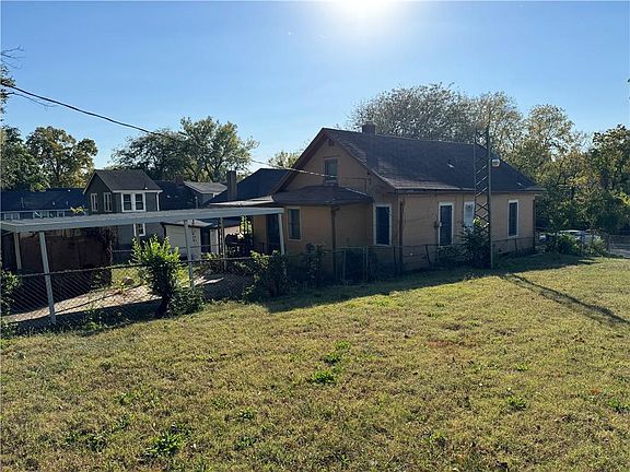 2nd image of 4119 Wayne Ave