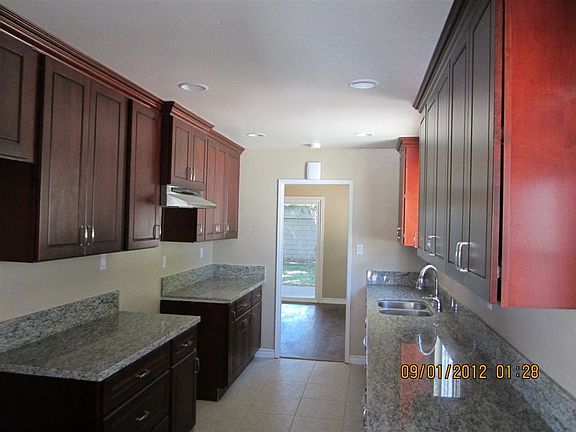 3rd image of 333 Sunkist Ave