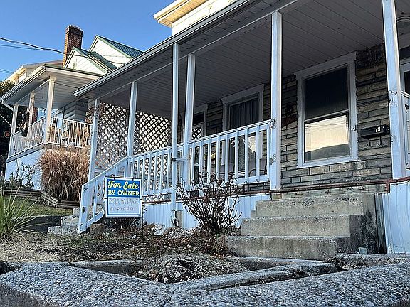 3rd image of 78 N Pine St