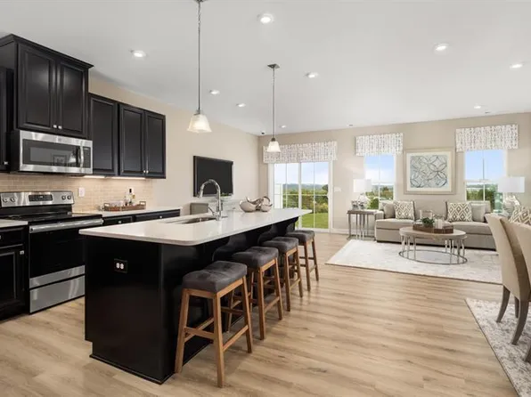 128 Azalea Dr, Downingtown, PA 19335