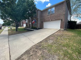 5049 Raisintree Dr, Fort Worth, TX 76244