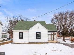 255 W Main St, Fayetteville, PA 17222