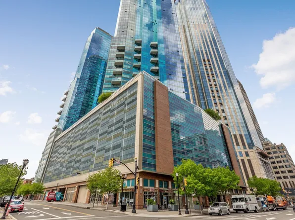 77 Hudson Street 2212 image 1 of 30