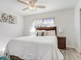 308 Hermes St, Simi Valley, CA 93065