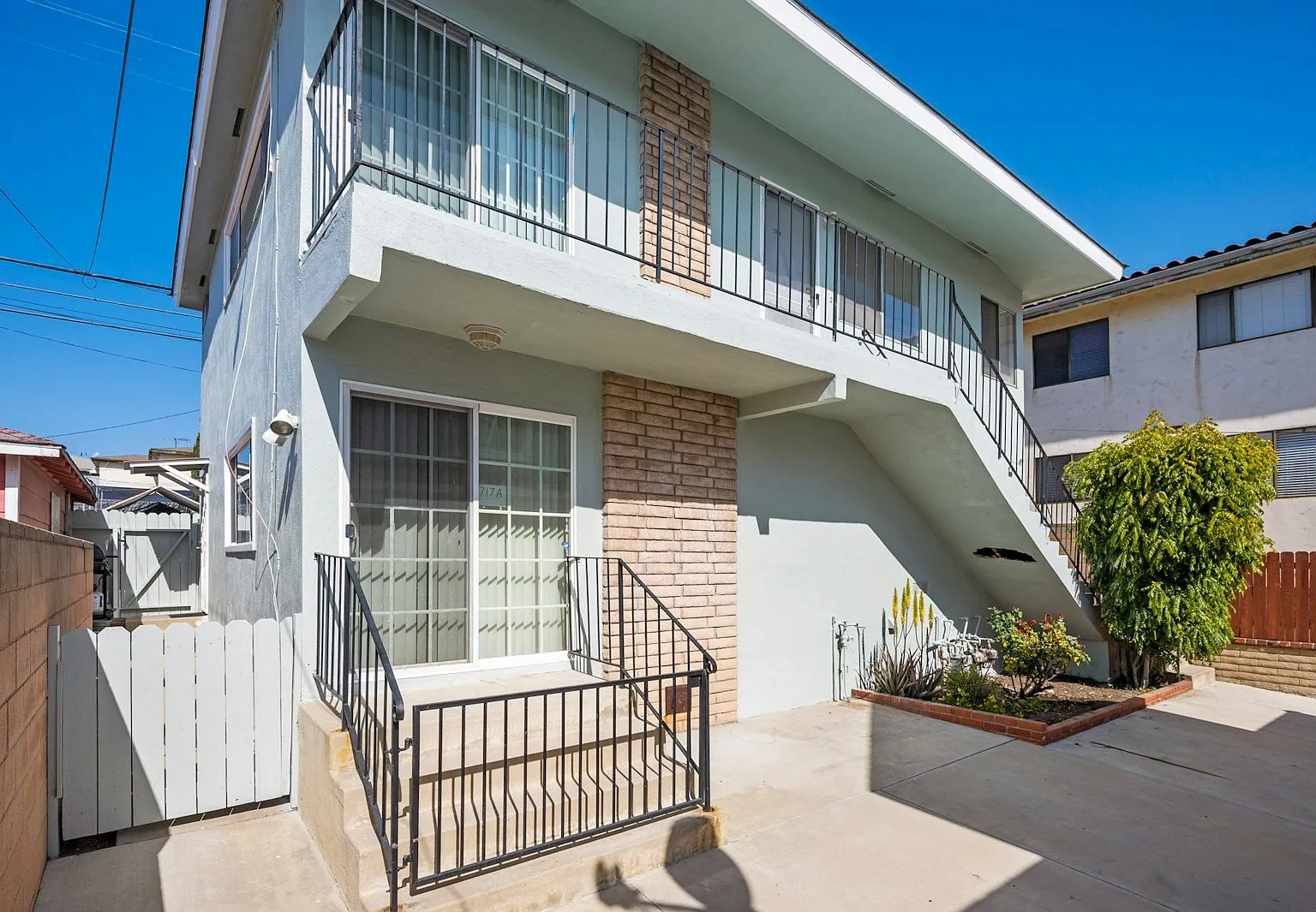 717 South Meyler Street, Unit #B — Photo 2