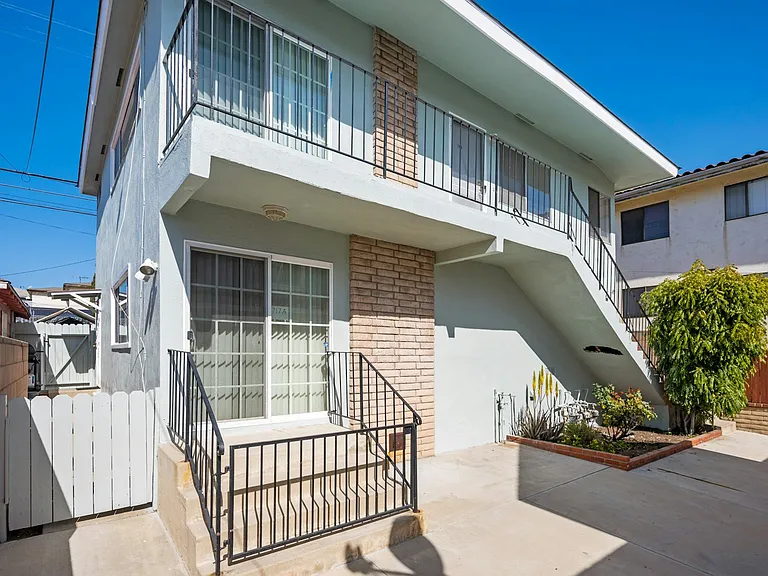 717 S Meyler St #B — Photo 2