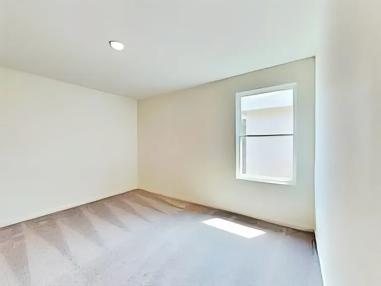 4413 Marsh Hawk Dr — Photo 3