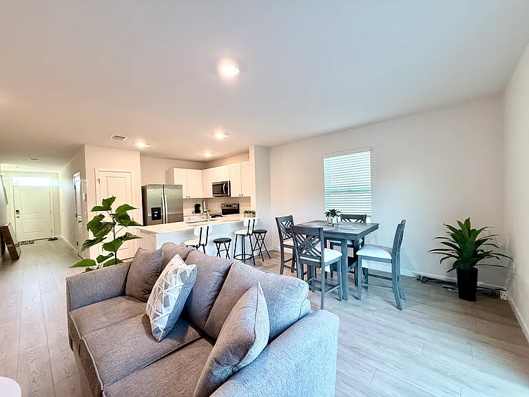 8417 Everly Preserve Dr — Photo 24
