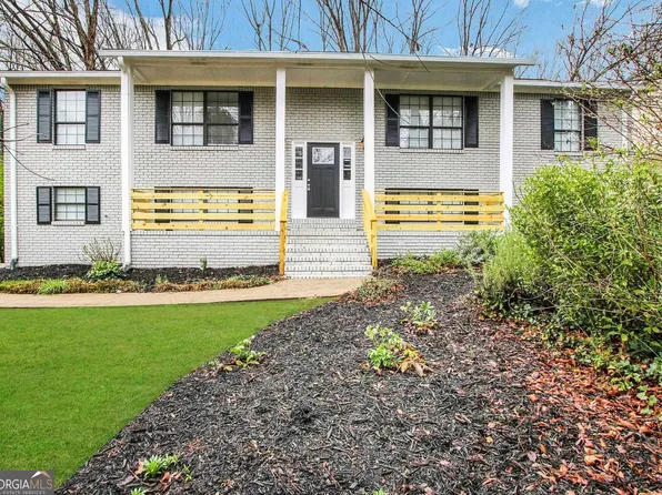 2985 Rolling Green Rdg, Douglasville, GA 30135