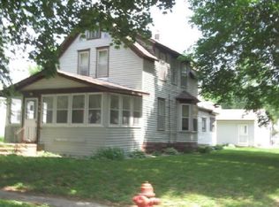 122 S 7th St, Montevideo, MN 56265