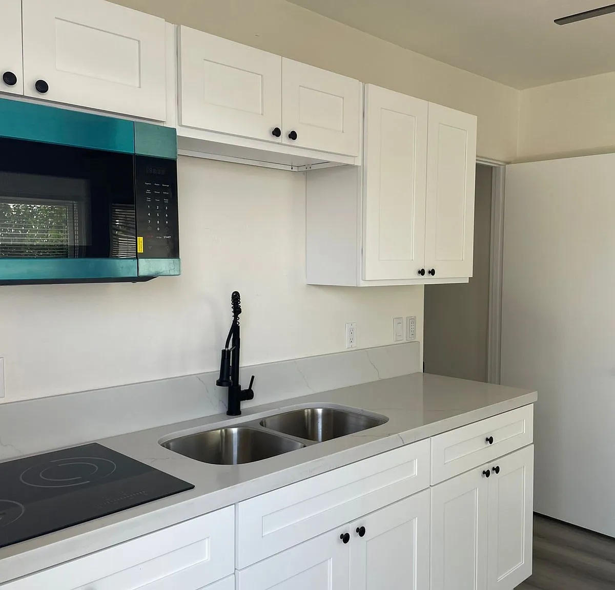 1 bed, $1,599 — Photo 4