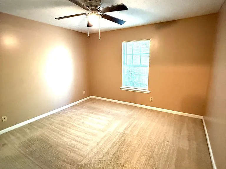 5720 Worchester Dr — Photo 7