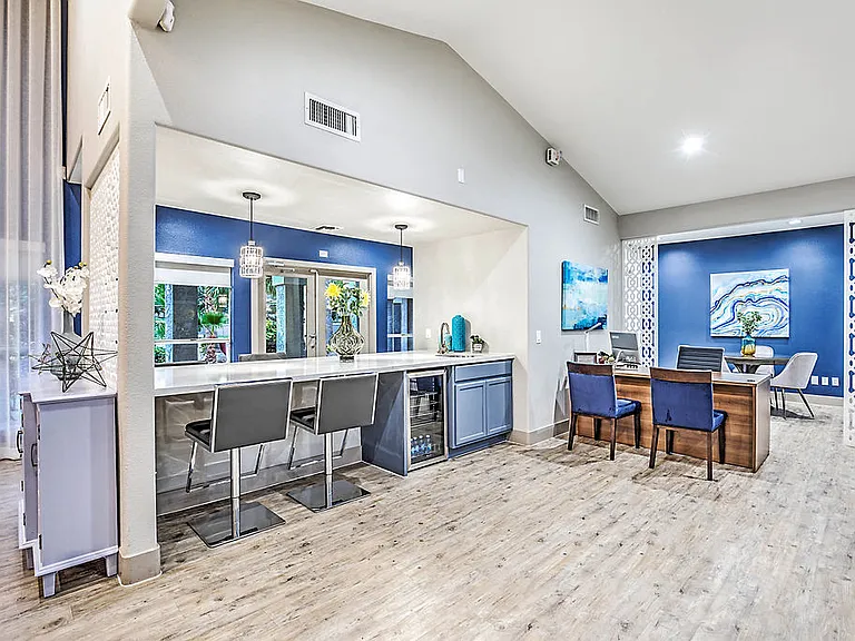 Renaissance Villas Apartment Homes — Photo 19