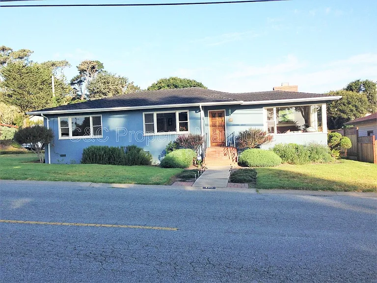 170 Del Monte Blvd — Photo 1