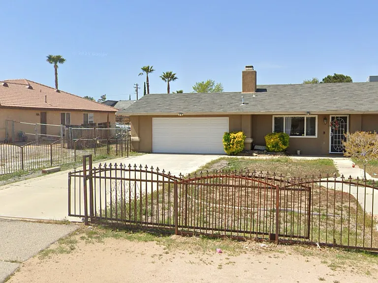 8262 Paisley Ave — Photo 3