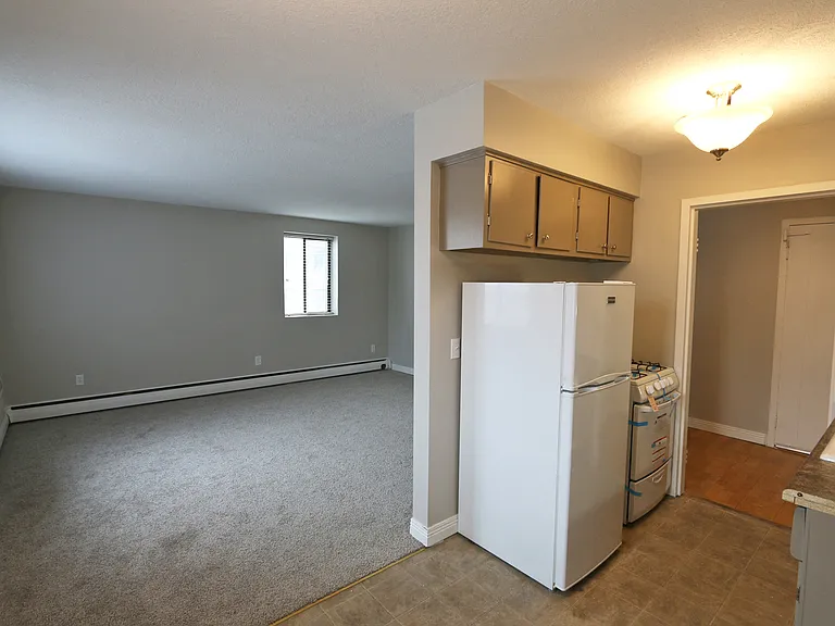 214 Place Apartments — Photo 19