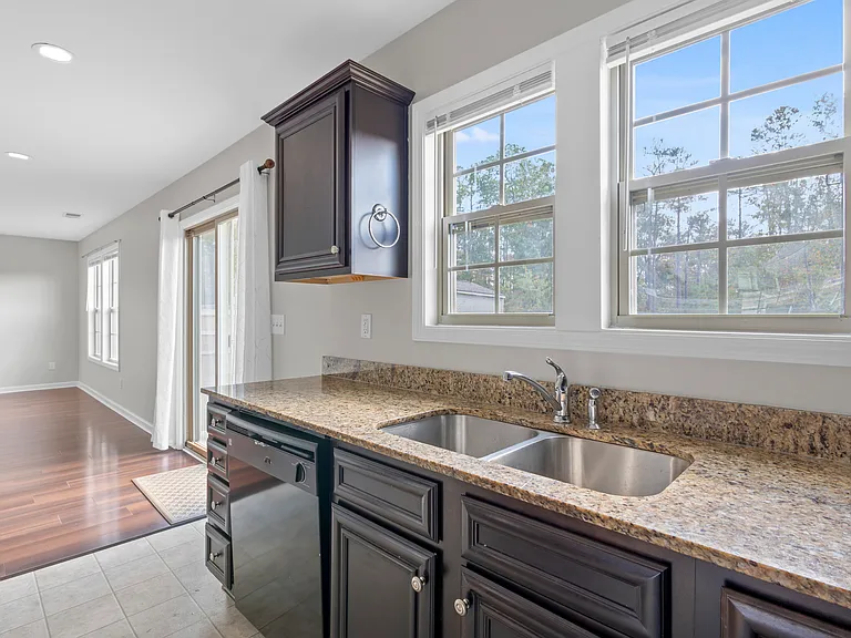 206 Flinchum Pl — Photo 9