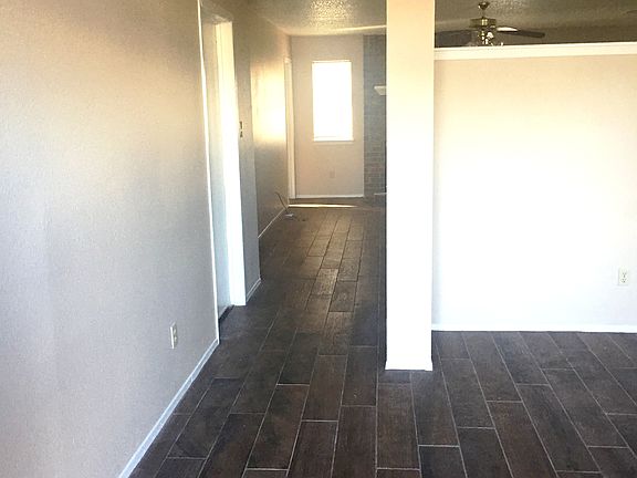 5th image of 5104 Morning Glen Ln