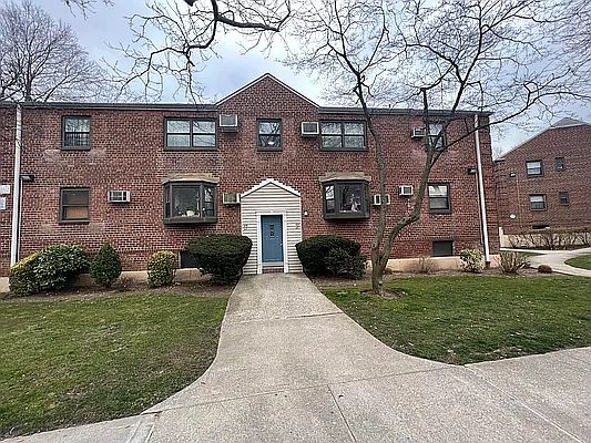 1st image of 89-40 151st Ave #1R