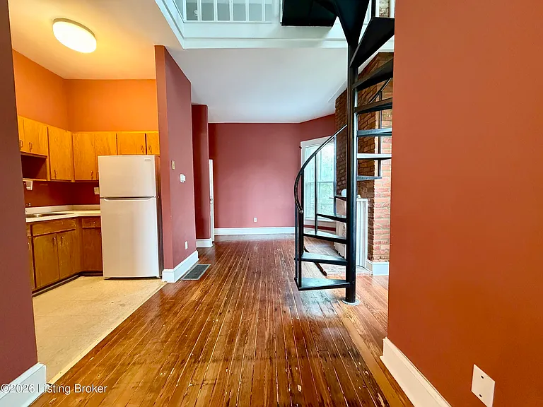 1039 E Breckinridge St #1 — Photo 3