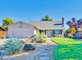9946 Redstone Dr, Sacramento, CA 95827