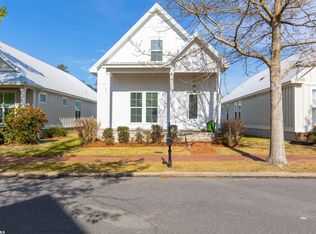 2612 Arcadia St, Gulf Shores, AL 36542