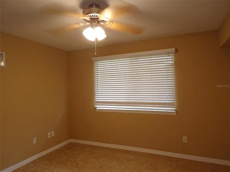 150 Harborside Ave #133 — Photo 33