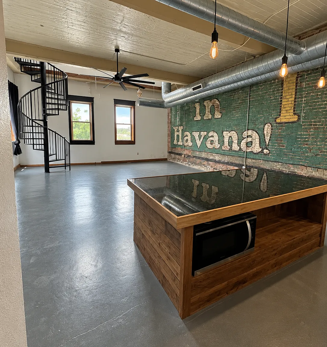1 bed, 2000 sqft, $2,100 — Photo 1