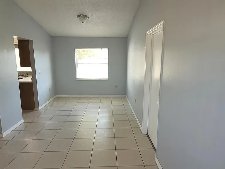 324 Clearwater Ln — Photo 17
