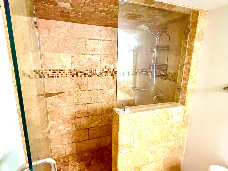 2870 Pharr Ct S — Photo 21