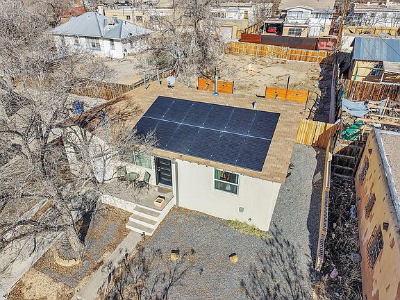 4th image of 1405 Lead Ave SE