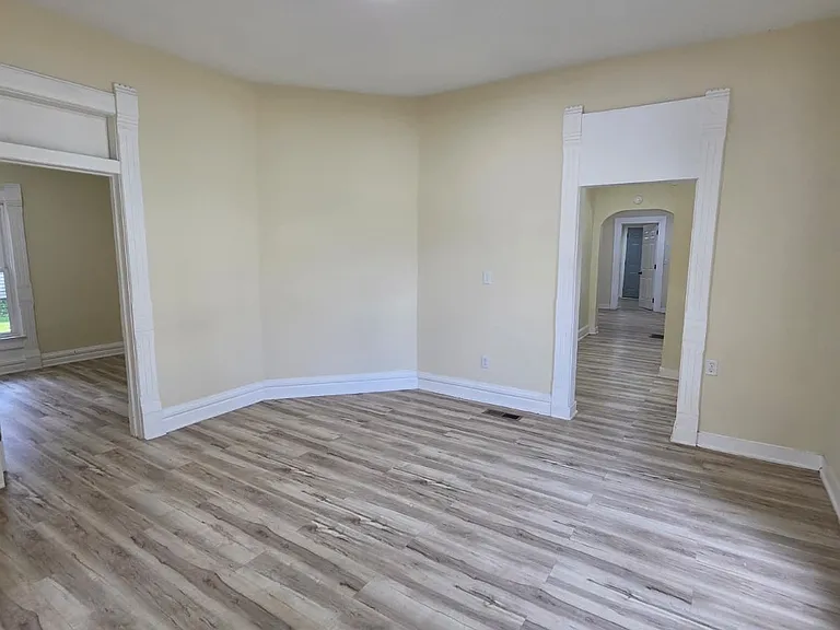 900 W Taylor St — Photo 3