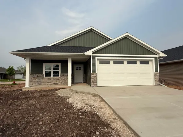 1774 Anna Ct, Green Bay, WI 54311