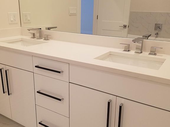 4th image of 1840 S Canalport Ave #1