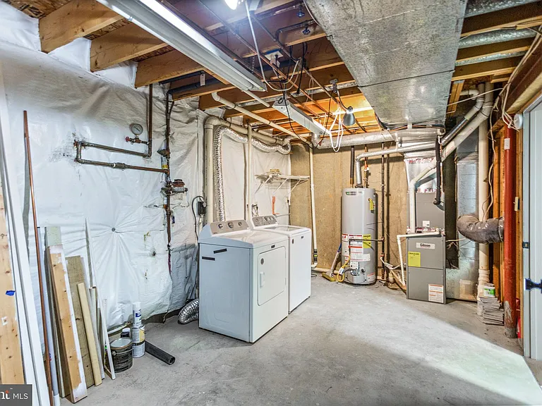 7920 Brightlight Pl — Photo 30