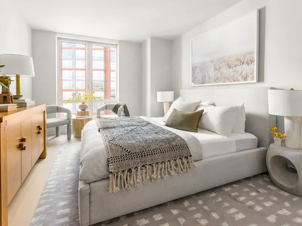 20 River Terrace image 4 of 26